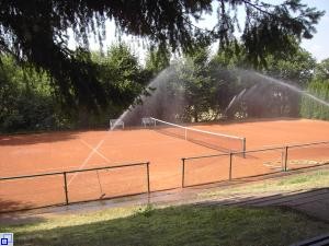 Tennisplatz Flinsbach