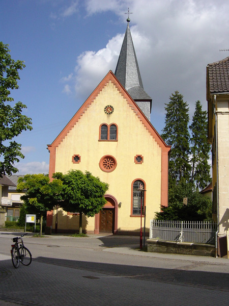 Evangelische Kirche Helmstadt