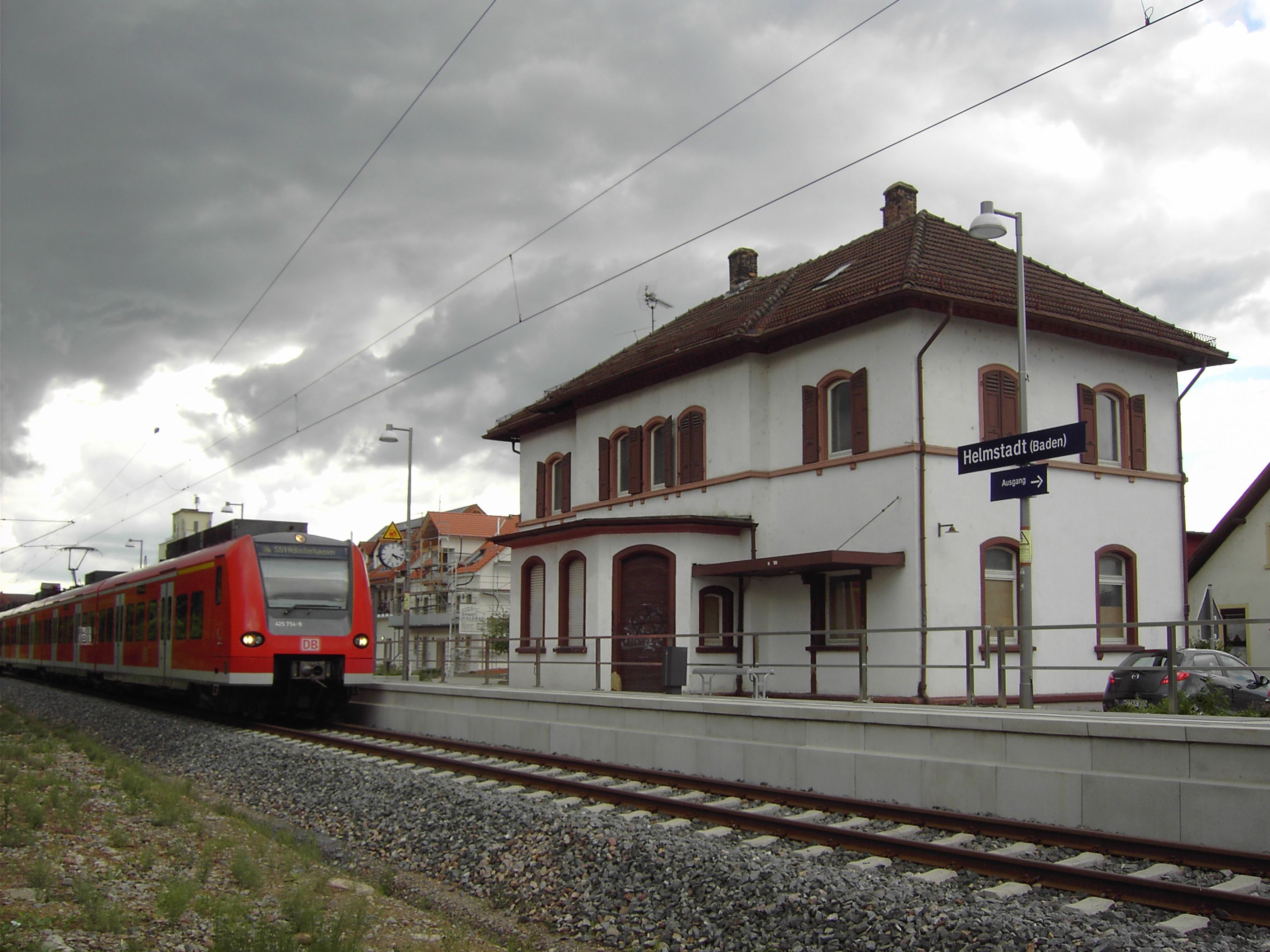 Bahnhof Helmstadt